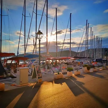 Konukevi 1901 On Sea Vis